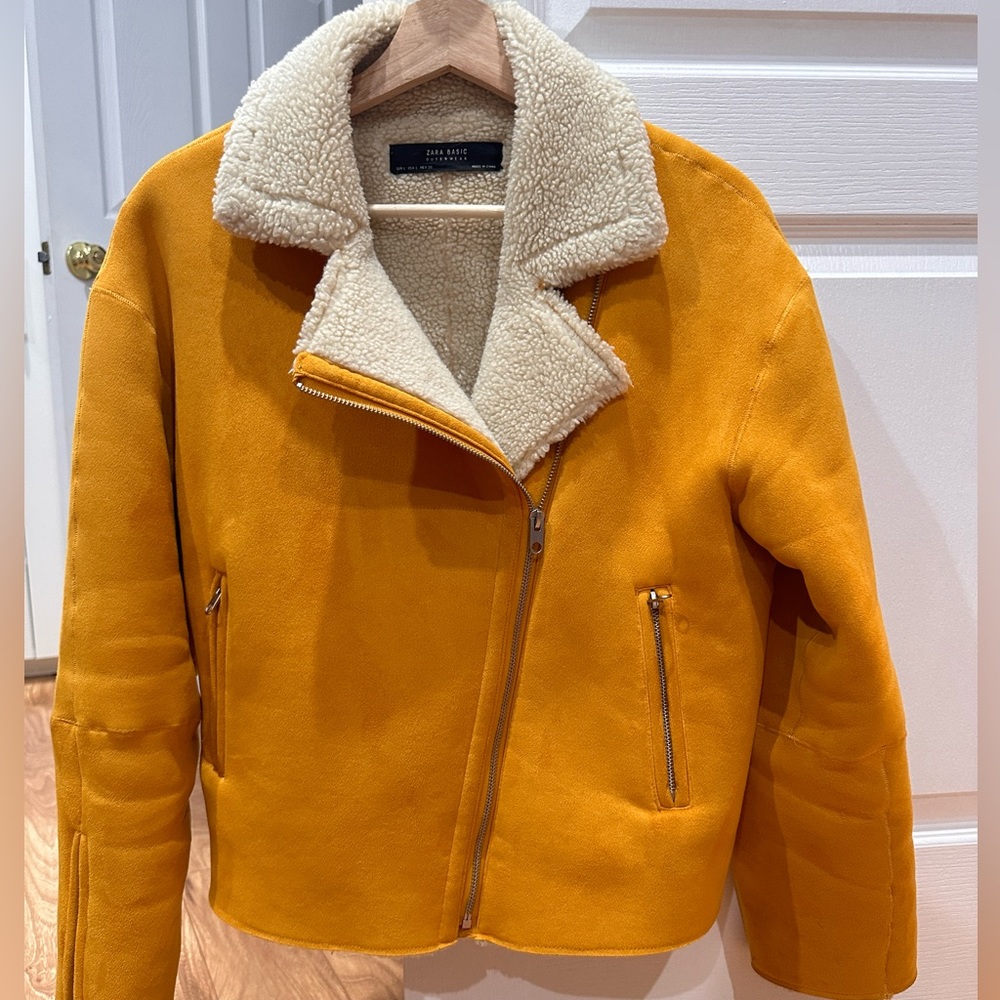 Zara trendy sherpa mustard yellow biker jacket hard to find - Picture 5 of 10